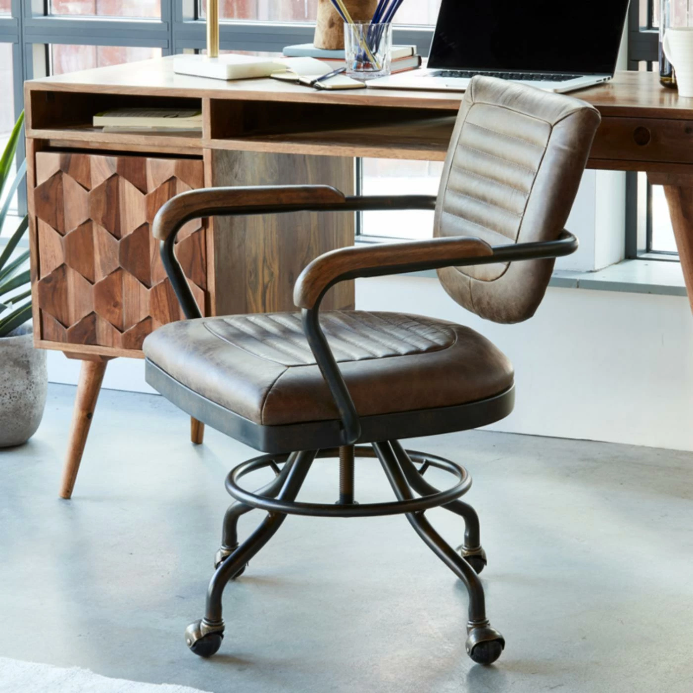 Outlet ๐ Moes Home Collection Task Chairs Moes Home Foster Desk Chair ๐ฅ 5 Outlet ๐ Moes Home Collection Task Chairs Moes Home Foster Desk Chair ๐ฅ - Image 3